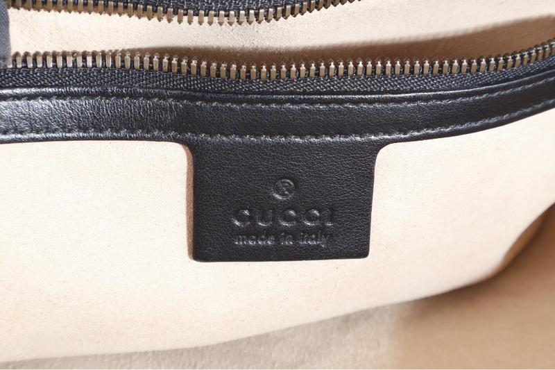 GUCCI GG MARMONT SQUARE BELT BAG BLACK LEATHER GOLD HARDWARE NO DUST COVER