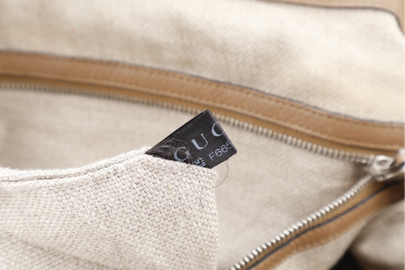 GUCCI SHOULDER BAG BEIGE CANVAS WITH SILVER HARDWARE AND DUST COVER