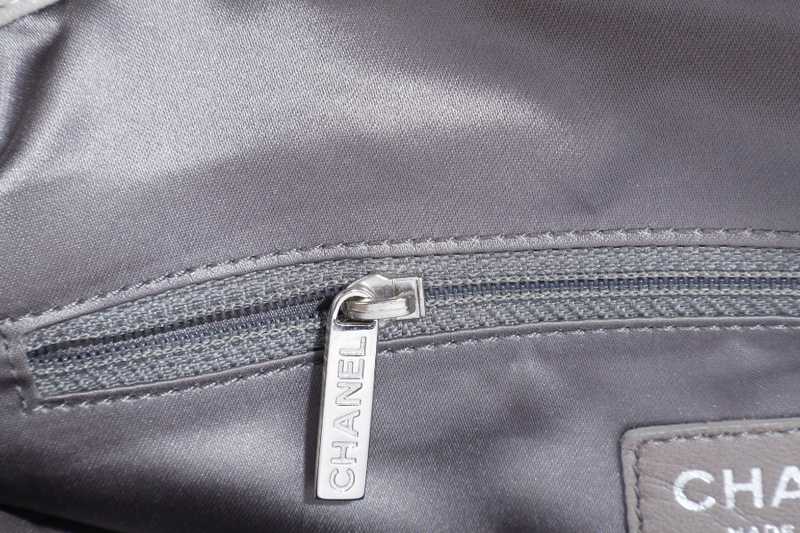 CHANEL MADEMOISELLE LOCK EAST WEST (1257xxxx) SHOPPING TOTE GREY CALFSKIN SILVER HARDWARE NO DUST COVER