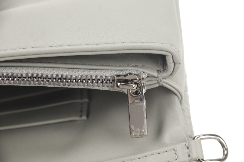 CHRISTIAN DIOR GREY LEATHER WOC 05-RU-0292 RUTHENIUM CHAIN WITH DUST COVER