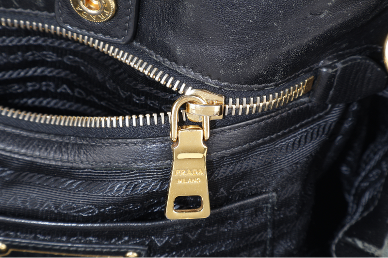 PRADA B1789M TESSUTO GAUFRE BLACK NYLON WITH CARD, STRAPS AND DUST COVER