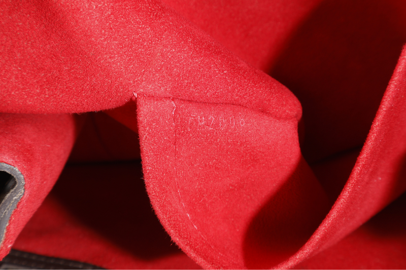 LOUIS VUITTON HAMPSTEAD MM SHOULDER BAG DAMIER EBENE CANVAS GOLD HARDWARE WITH DUST COVER