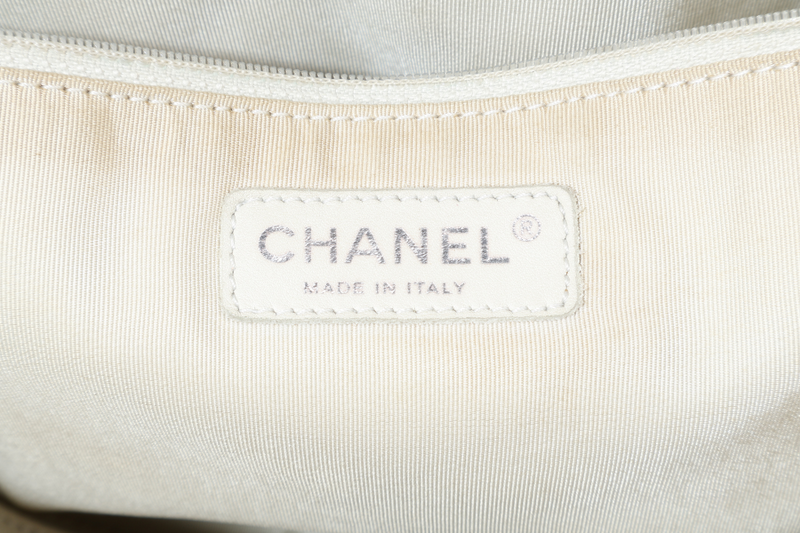 CHANEL GRAND SHOPPING TOTE (1503xxxx) GREY CAVIAR LEATHER SILVER HARDWARE WITH CARD NO DUST COVER