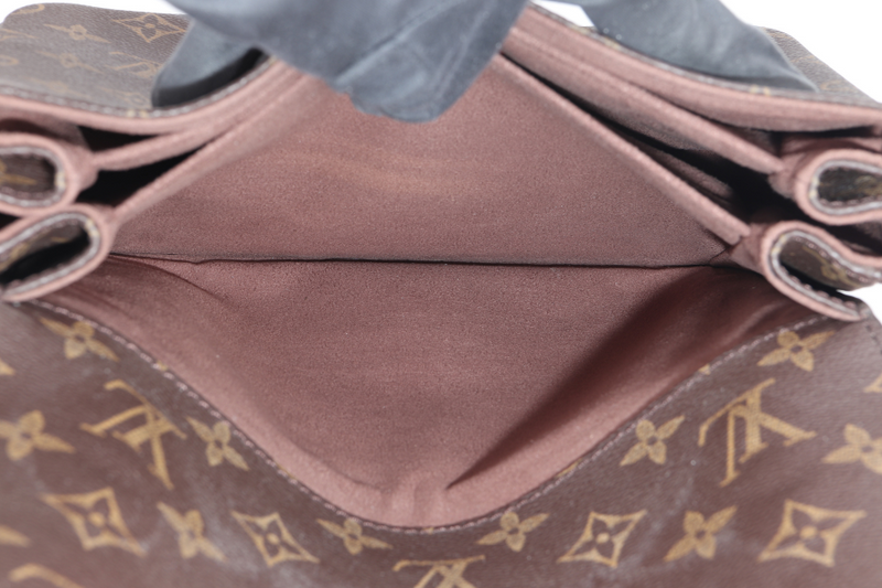 LOUIS VUITTON M44875 POCHETTE METIS MONOGRAM CANVAS GOLD HARDWARE WITH DUST COVER AND STRAPS