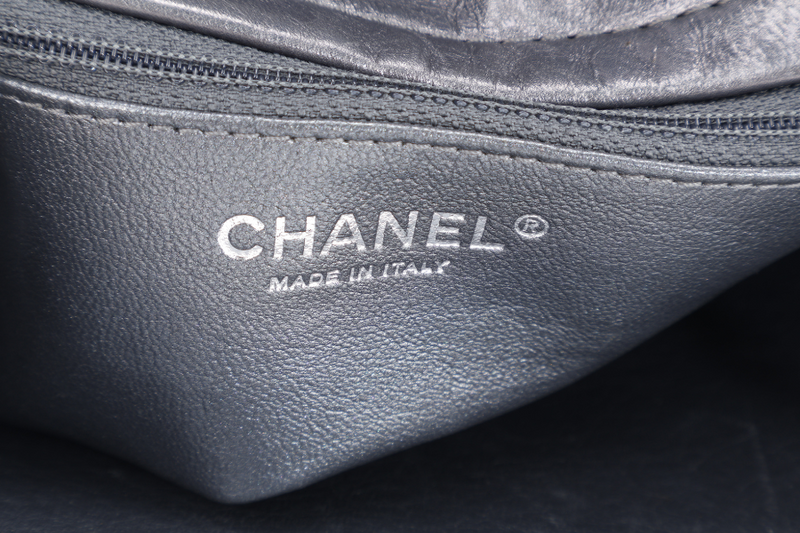 CHANEL REISSUE ACCORDION FLAP BAG (1251xxxx) SILVER METALLIC DISTRESSED LEATHER SILVER HARDWARE WITH DUST COVER