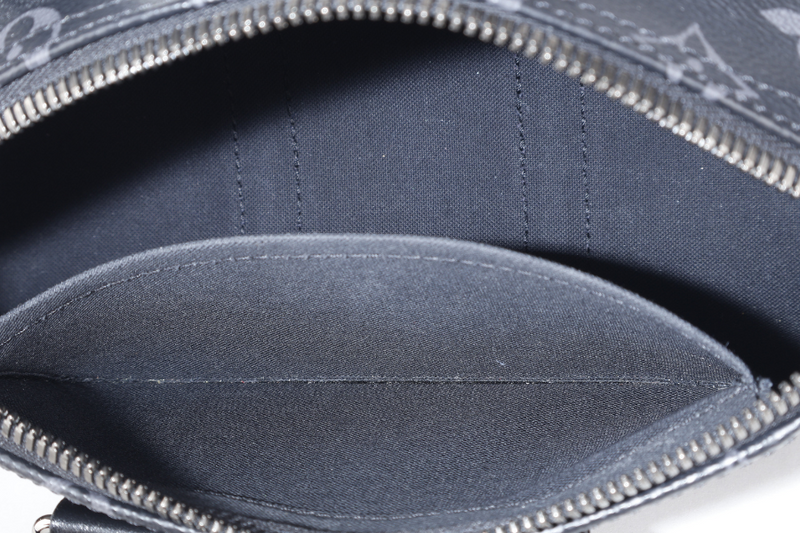LOUIS VUITTON M46271 SPEEDY BANDOULIERE 25 MONOGRAM ECLIPSE CANVAS SILVER HARDWARE WITH STRAPS, DUST COVER AND BOX