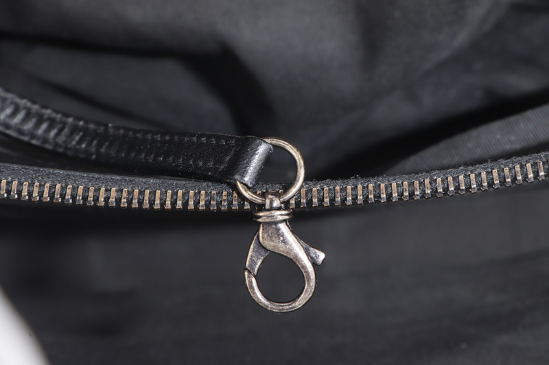 CHANEL QUILTED MATELASSE LAMBSKIN CC LOGO SHOULDER BAG GOLD HARDWARE (1739xxxx) NO DUST COVER