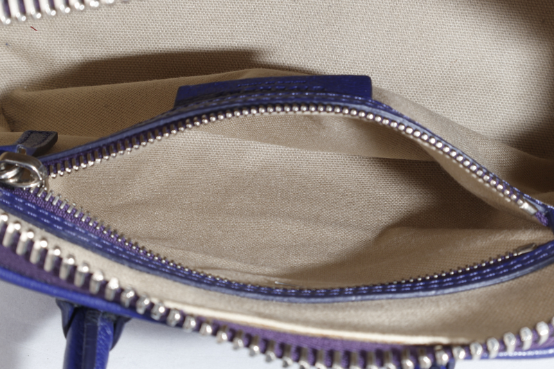 GIVENCHY ANTIGONA SMALL BLUE LEATHER SILVER HARDWARE WITH STRAPS AND DUST COVER