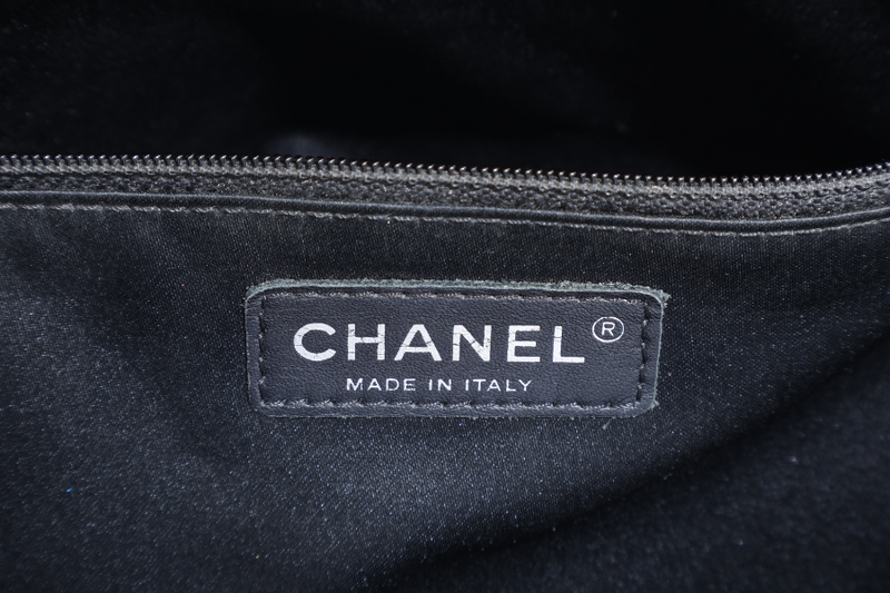 CHANEL GST BLACK CAVIAR LEATHER (2015xxxx) SILVER HARDWARE WITH CARD NO DUST COVER AND NO BOX