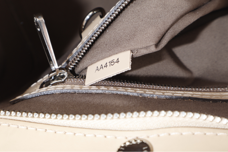 LOUIS VUITTON BREA MM DUNE EPI LEATHER SILVER HARDWARE WITH STRAPS AND DUST COVER