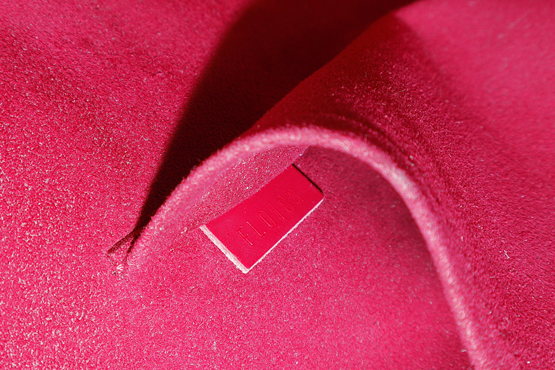 LOUIS VUITTON ALMA PM FUSCHIA EPI LEATHER SILVER HARDWARE WITH LOCK & KEYS NO DUST COVER