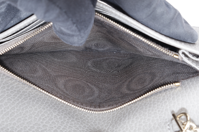 GUCCI INTERLOCKING G W.O.C GREY LEATHER GOLD HARDWARE NO DUST COVER