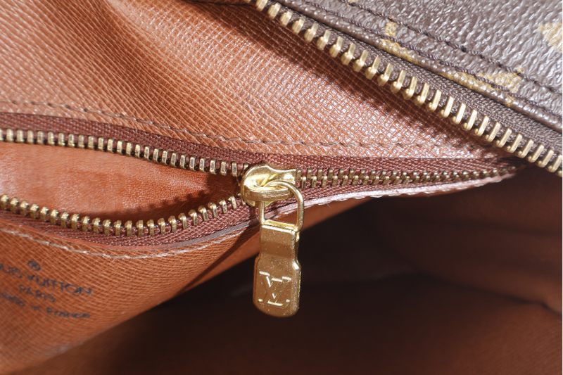 LOUIS VUITTON M51274 TROCADERO MONOGRAM CANVAS CROSSBODY NO DUST COVER