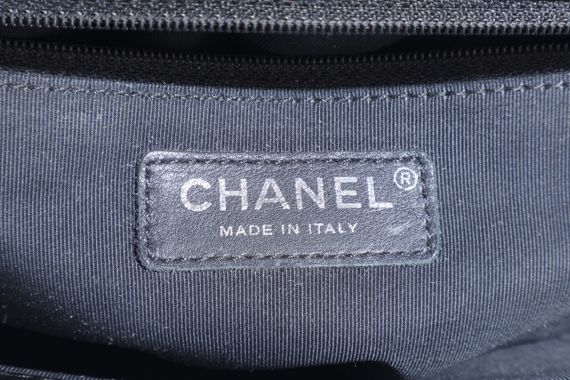 CHANEL LEBOY NEW MEDIUM BLACK LAMBSKIN LEATHER SILVER HARDWARE (2310xxxx) WITH DUST COVER AND BOX