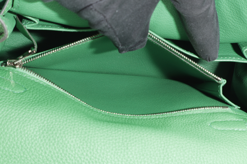 HERMES KELLY 25 STAMP Y (YEAR 2020) BAMBOO TOGO LEATHER SILVER HARDWARE WITH STRAPS, KEYS, LOCK AND DUST COVER