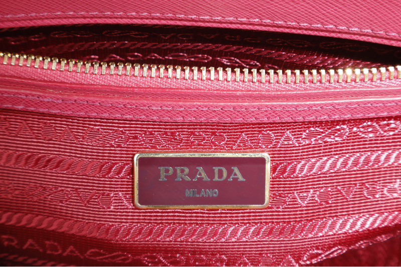 PRADA SAFFIANO LUX TOTE PINK BAG WITH STRAPS GOLD HARDWARE AND DUST COVER NO CARD