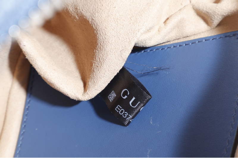 GUCCI MARMONT BLUE LEATHER CAMERA BAG SILVER HARDWARE WITH DUST COVER AND BOX