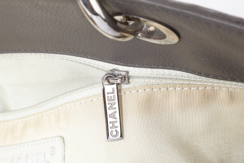 CHANEL GRAND SHOPPING TOTE (1503xxxx) GREY CAVIAR LEATHER SILVER HARDWARE WITH CARD NO DUST COVER