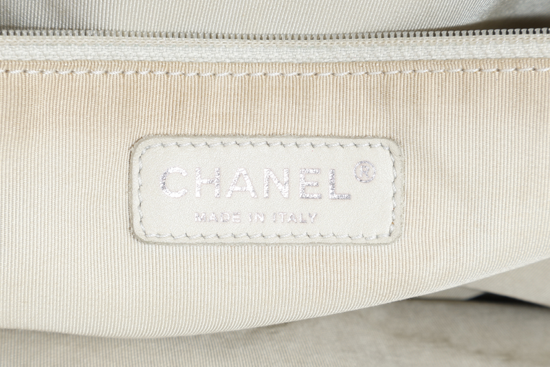 CHANEL GRAND SHOPPING TOTE (1503xxxx) GREY CAVIAR LEATHER SILVER HARDWARE WITH CARD NO DUST COVER