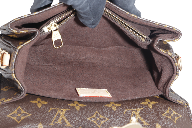 LOUIS VUITTON POCHETTE METIS (M46279) EAST WEST MONOGRAM WITH STRAPS, CHAIN, DUST COVER AND BOX