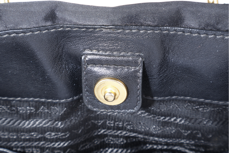 PRADA BN1995 NYLON TOTE NERO WITH CARD NO DUST COVER