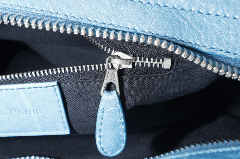 BALENCIAGA GIANT CITY BAG BLUE COLOR LEATHER WITH STRAPS AND DUST COVER