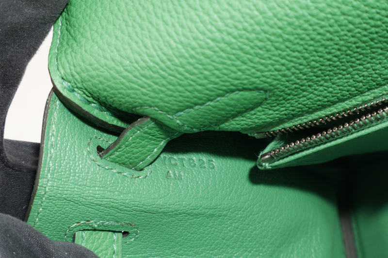 HERMES KELLY 25 STAMP Y (YEAR 2020) BAMBOO TOGO LEATHER SILVER HARDWARE WITH STRAPS, KEYS, LOCK AND DUST COVER