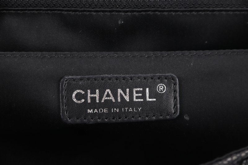 CHANEL CLASSIC FLAP JUMBO (1430xxxx ) BLACK PATENT LACE SILVER HARDWARE NO CARD WITH BOX AND DUST COVER