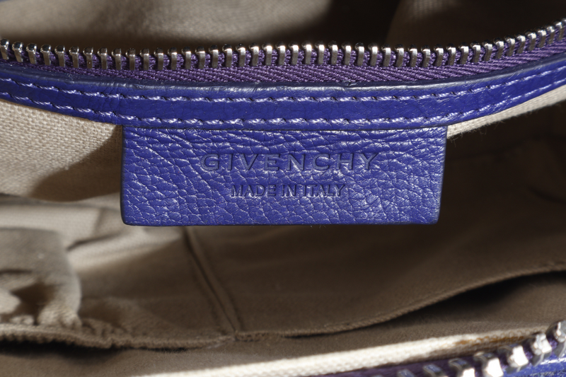 GIVENCHY ANTIGONA SMALL BLUE LEATHER SILVER HARDWARE WITH STRAPS AND DUST COVER