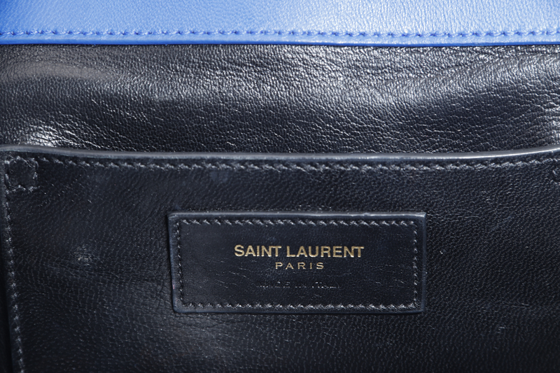 YVES SAINT LAURENT (YSL) MEDIUM ENVELOPE BAG BLUE CHEVRON QUILTED LEATHER GOLD HARDWARE WITH DUST COVER