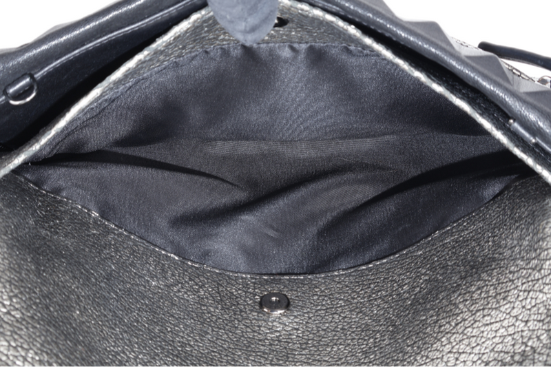 MCM METALLIC CRACKED LEATHER BACKPACK WITH STRAPS, CARD NO DUST COVER