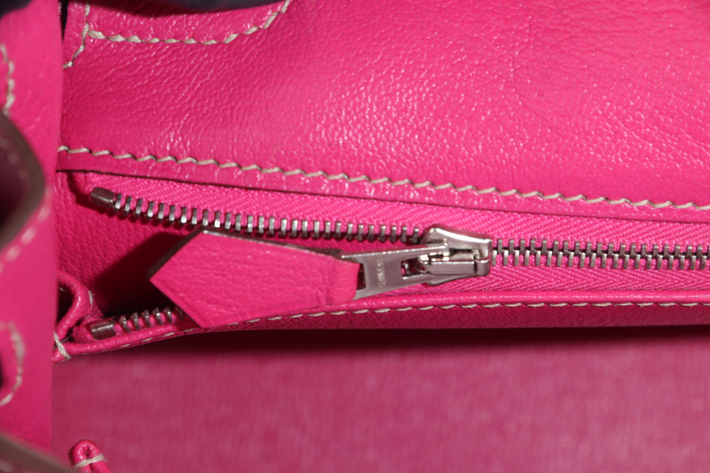 HERMES KELLY 28 CANDY VERSO TOSCA AND ROSE TYRIEN COLOR EPSOM SILVER HARDWARE STAMP O (YEAR 2011) WITH KEYS, LOCK, STRAP AND DUST COVER