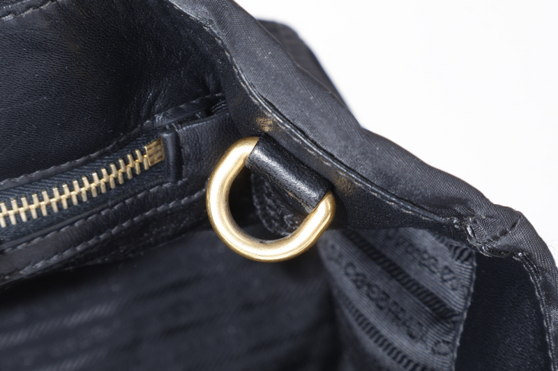 PRADA BN1995 NYLON TOTE NERO WITH CARD NO DUST COVER