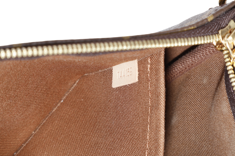 LOUIS VUITTON MULTI POCHETTE ACCESSOIRES KHAKI GREEN WITH DUST COVER AND BOX