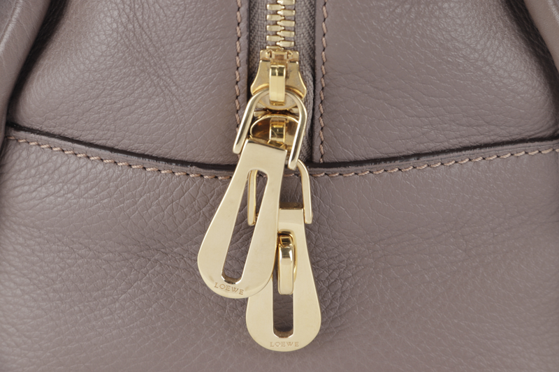 LOEWE AMAZONA (011403) EMBOSSED SNAKE HANDLE BROWN CALFSKIN GOLD HARDWARE WITH DUST COVER