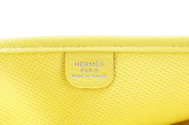 HERMES EVELYNE PM ECRU TOILE LIME YELLOW COLOR STAMP Y (YEAR 2020) WITH STRAP, DUST COVER, BOX AND PAPER BAG