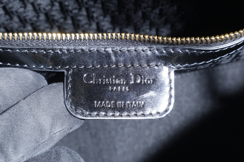 CHRISTIAN DIOR LADY DIOR LARGE BLACK PATENT LEATHER GOLD HARDWARE (17-BO-1009) WITH CARD NO DUST COVER