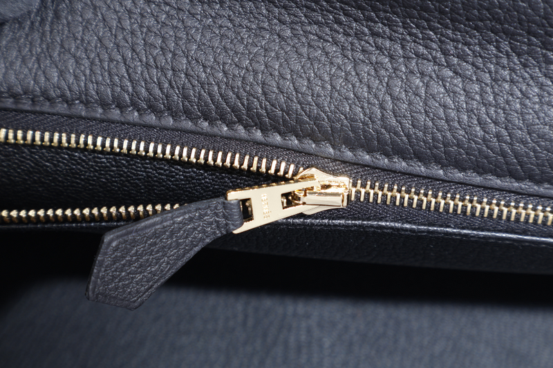 HERMES KELLY 28 BLACK TOGO BRUSHED GOLD HARDWARE STAMP K (YEAR 2025) WITH STRAPS, KEYS & LOCK, DUST COVER AND BOX