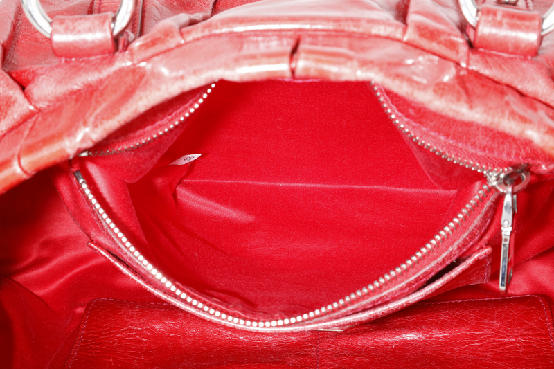 MIU MIU BAULETTO VITELLO LUX ROSSO RED LEATHER SILVER HARDWARE WITH STRAPS AND DUST COVER