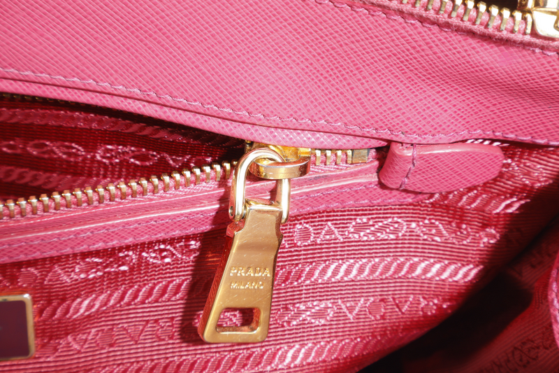 PRADA SAFFIANO LUX TOTE PINK BAG WITH STRAPS GOLD HARDWARE AND DUST COVER NO CARD