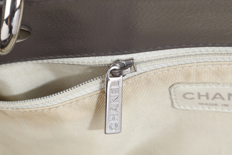 CHANEL GRAND SHOPPING TOTE (1503xxxx) GREY CAVIAR LEATHER SILVER HARDWARE WITH CARD NO DUST COVER