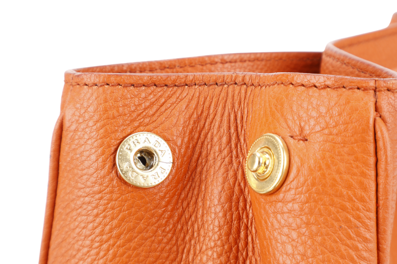 PRADA BN2579 VITELLO DAINO ZIP BAG ORANGE LEATHER GOLD HARDWARE WITH DUST COVER, LONG STRAPS AND CARD