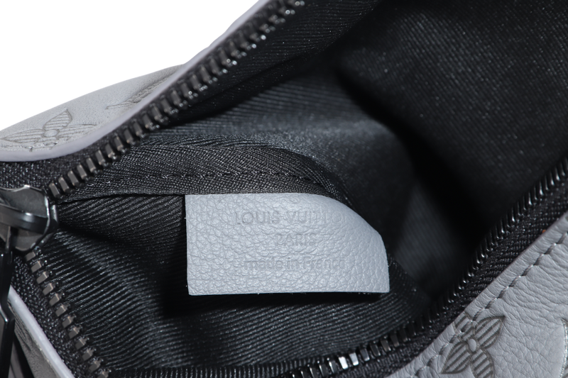LOUIS VUITTON M46603 TRIO MESENGER BAG GREY MONOGRAM SHADOW BLACK HARDWARE WITH DUST COVER