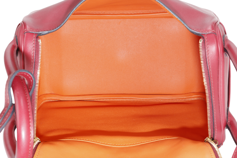 HERMES LINDY 26 ROUGE GRENAT SWIFT LEATHER GOLD HARDWARE STAMP X (YEAR 2016) WITH DUST COVER, INNER COMPARTMENT AND RAINCOAT