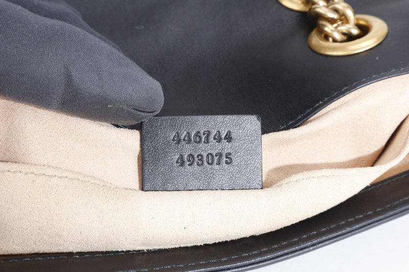 GUCCI MARMONT SMALL BLACK LEATHER GOLD HARDWARE WITH DUST COVER