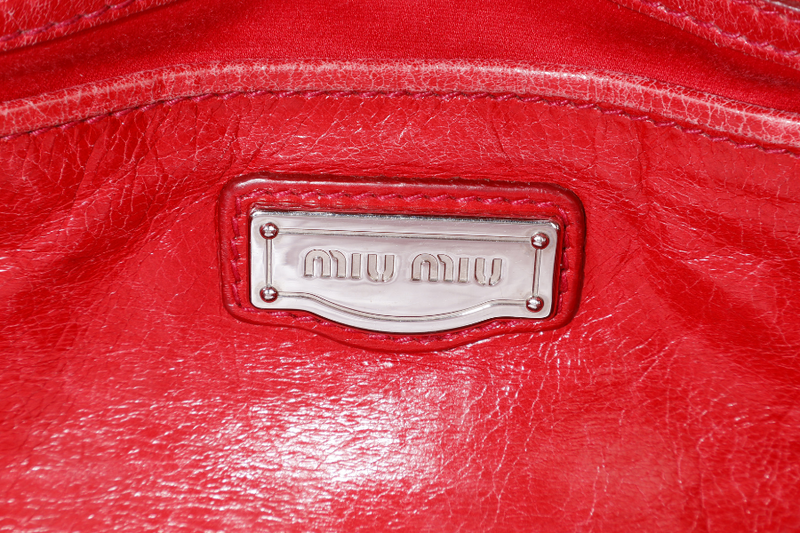 MIU MIU BAULETTO VITELLO LUX ROSSO RED LEATHER SILVER HARDWARE WITH STRAPS AND DUST COVER