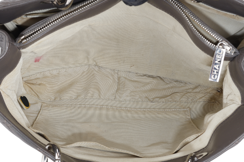 CHANEL GRAND SHOPPING TOTE (1503xxxx) GREY CAVIAR LEATHER SILVER HARDWARE WITH CARD NO DUST COVER