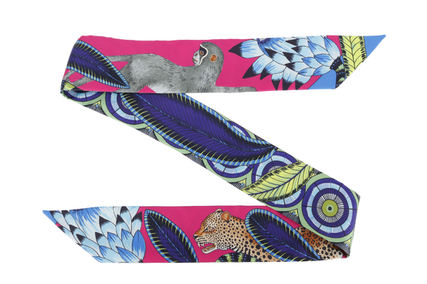 HERMES SILK TWILLY ROUND BLUE AND GREEN MOTIF FUSHIA PINK WITH BOX