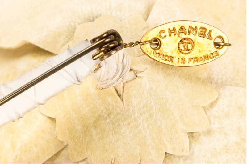 Chanel Camellia Brooch Ivory Color with Box