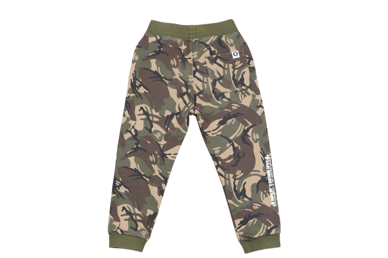 A BATHING APE AAPE CAMO SWEATPANTS GREEN KIDS SIZE 120
